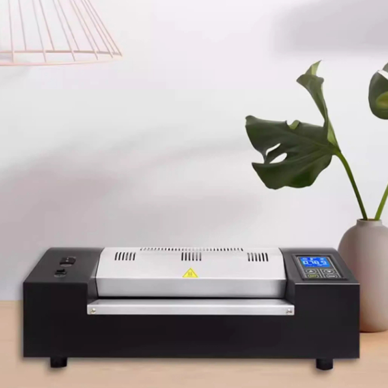 Macchina per laminazione U-833 - Laminator A3 Hot recensione e prezzo