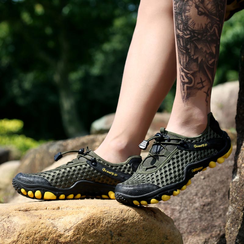 Trekking mountain scarpe sport - High Tech Office Room recensione e prezzo